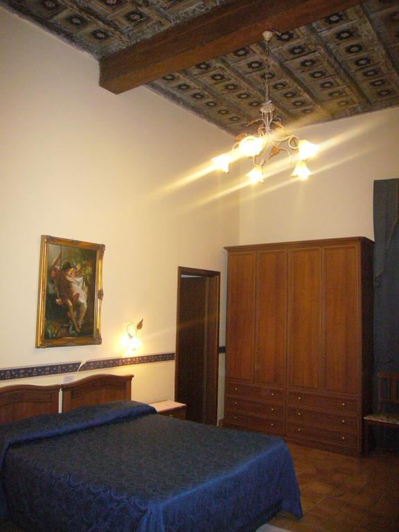 Hotel Altieri 3*